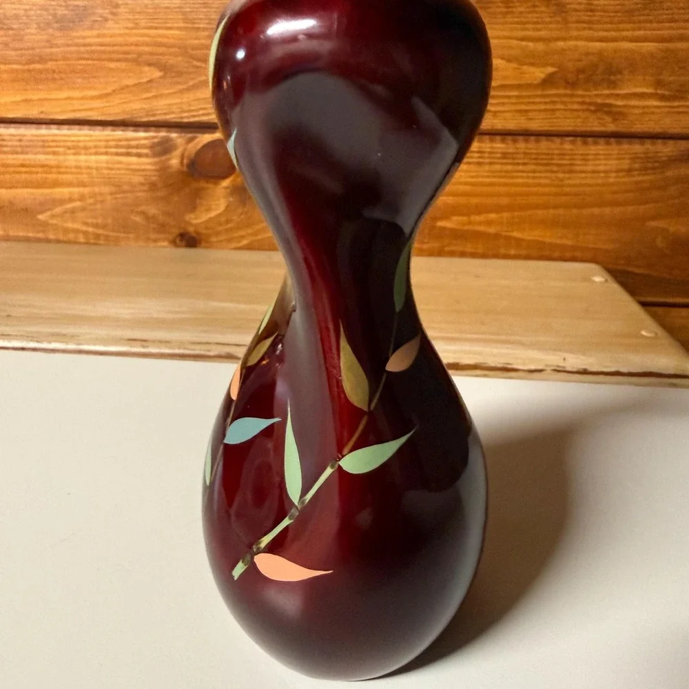 Royal Maruni | Japanese Lacquerware Porcelain | Oxblood Bamboo Leaf Bud Vase